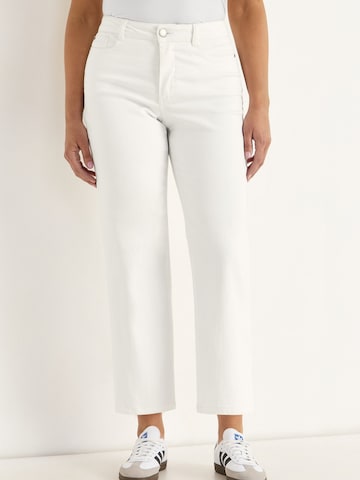 Cellbes of Sweden Boot cut Jeans in White: front