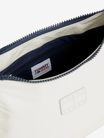Tommy Jeans Shoulder Bag in White