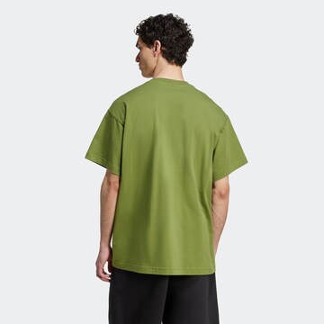 ADIDAS ORIGINALS Paita 'ESS' värissä vihreä
