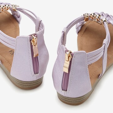 LASCANA Sandalen met riem in Lila