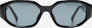 Bershka Aurinkolasit värissä musta: etupuoli