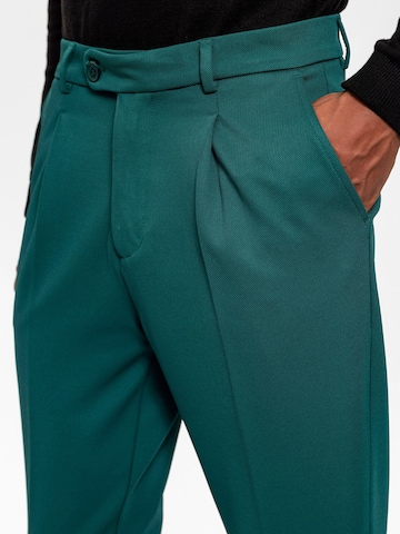 Slimfit Pantaloni di Antioch in verde