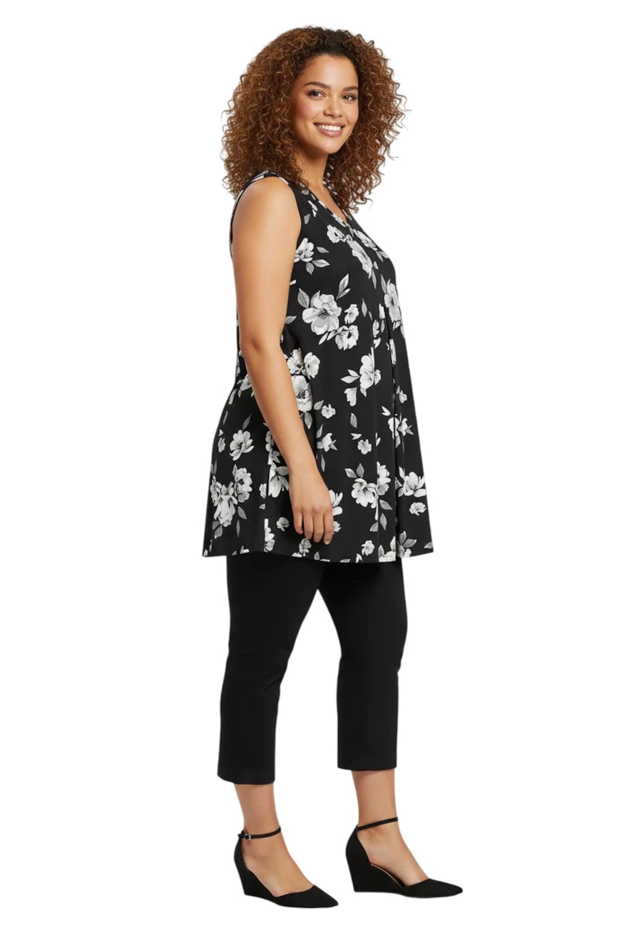 Shape Of You Blouse in Zwart