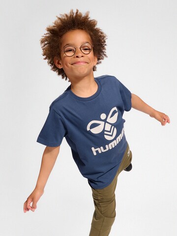 Hummel Sportshirt 'Tres' in Blau: Vorderseite