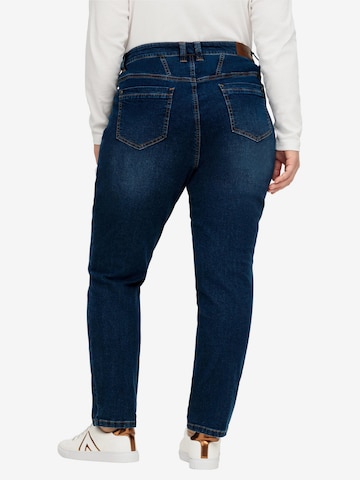 SHEEGO Slimfit Jeans i blå