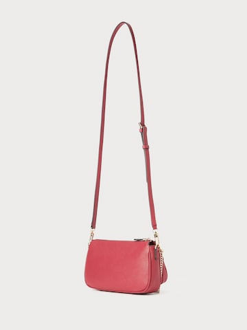 GUESS - Mala de ombro 'Noelle II' em vermelho