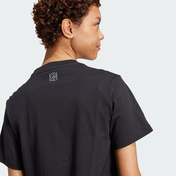 ADIDAS SPORTSWEAR Λειτουργικό μπλουζάκι σε μαύρο