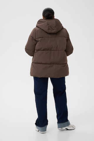 KAFFE CURVE Between-season jacket in Brown
