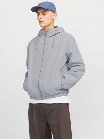 JACK & JONES Overgangsjakke i grå: forside