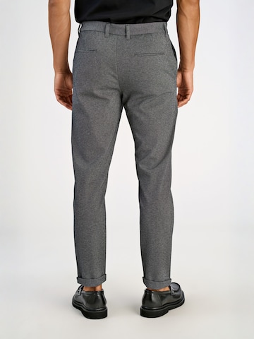 Lindbergh Slimfit Housut värissä harmaa