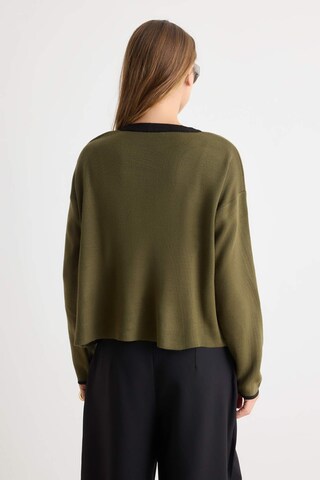 Trendyol Knit cardigan in Green