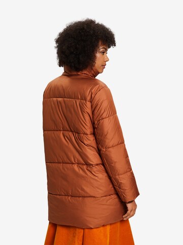 ESPRIT Winterjacke in Braun