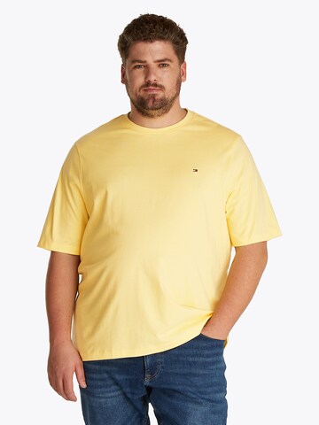 geltona Tommy Hilfiger Big & Tall Marškinėliai 'ESSENTIAL': priekis