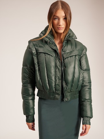 RÆRE by Lorena Rae Between-season jacket 'Layla' in Green: front