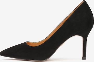 Kazar Pumps in Black: front