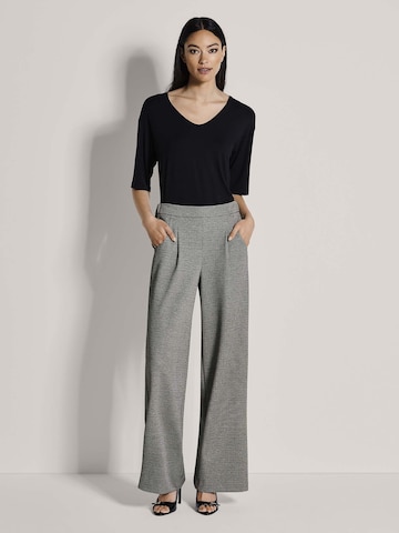 Loosefit Pantalon à pince MADELEINE en gris
