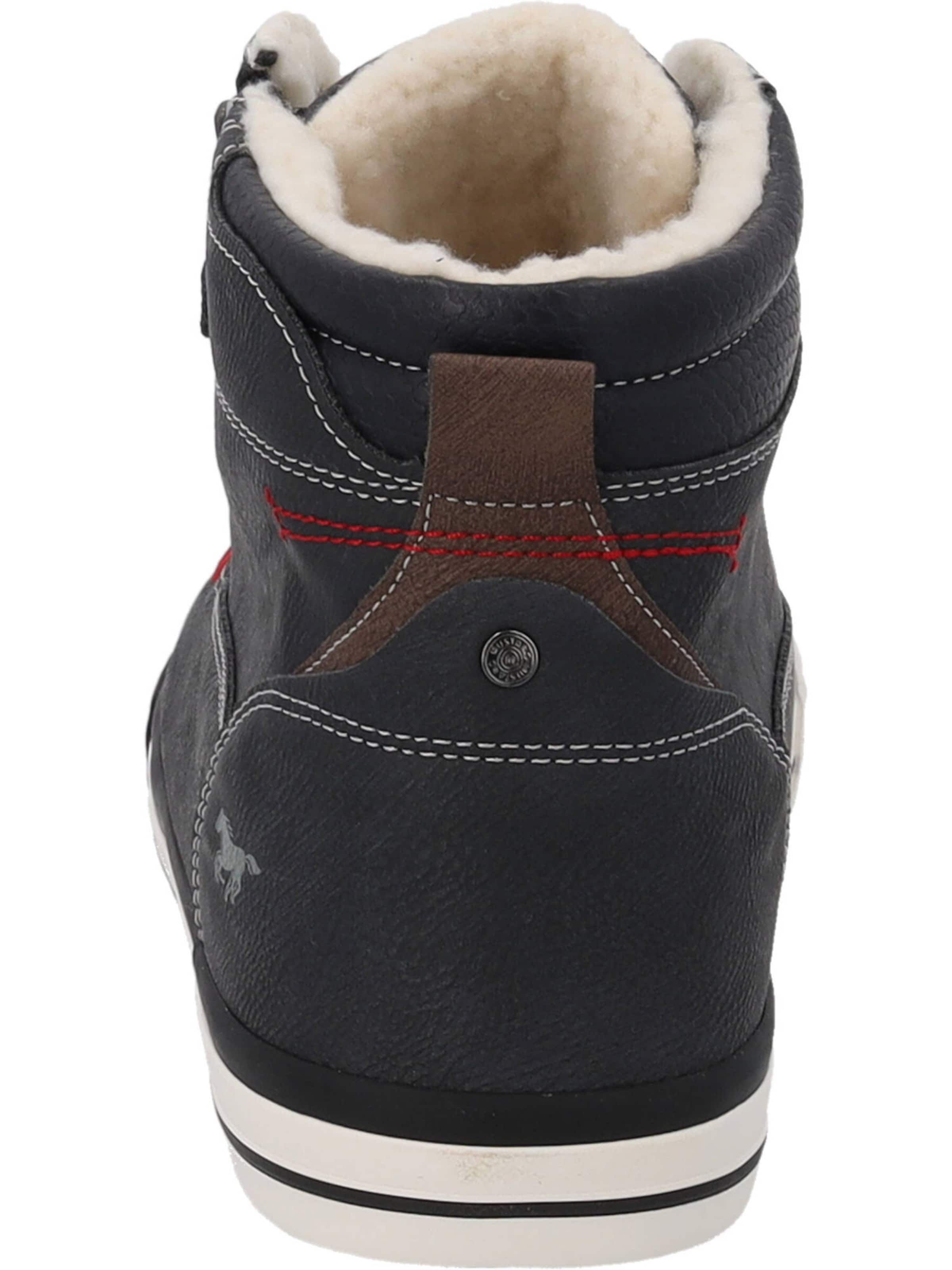 MUSTANG Schnürboots in Schwarz