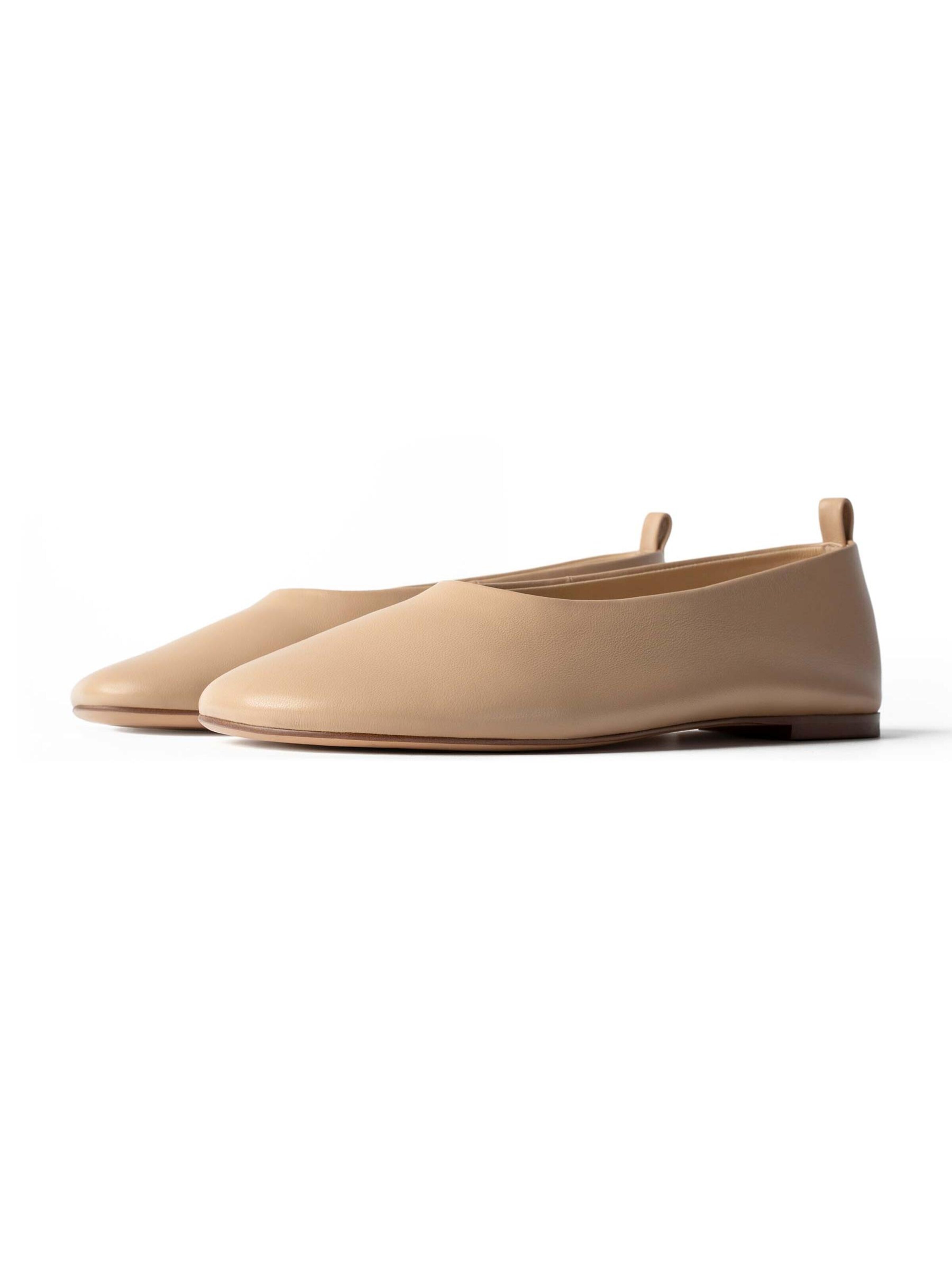 L37 HANDMADE SHOES Classic Flats 'HARMONY STEPS' in Beige
