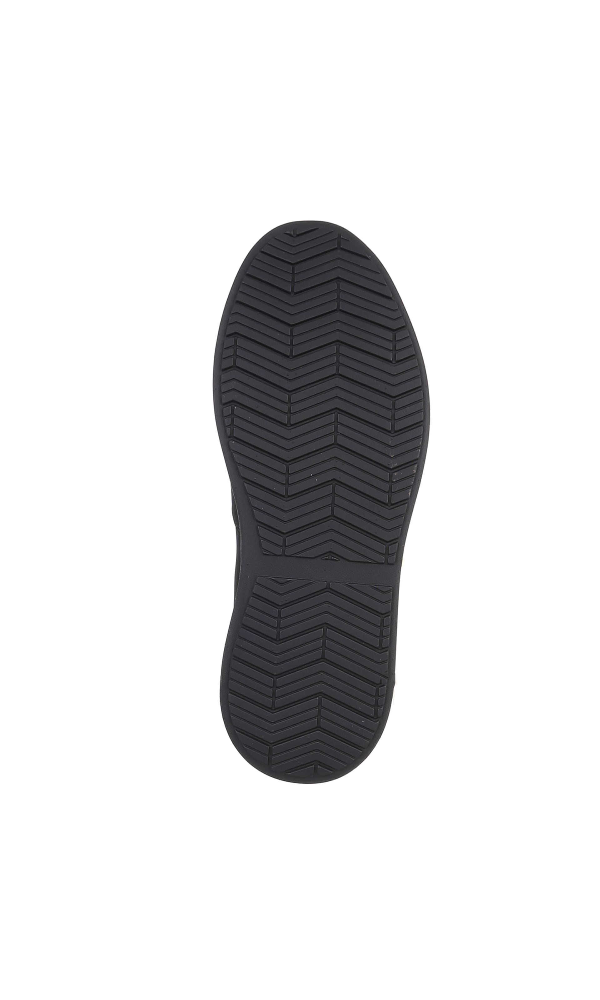 CoolWalk Boots in Black