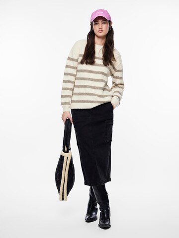 Pullover 'Klara' di PIECES in beige