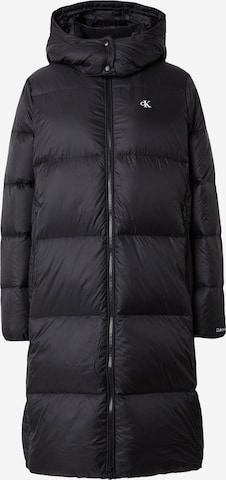 Manteau d’hiver Calvin Klein Jeans en noir : devant