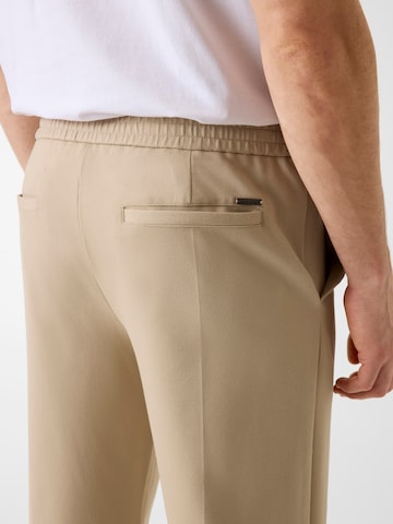 GUESS Regular Hose in Beige