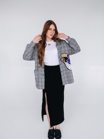 T-shirt 'Shirt with Swallow Motif check' RADADA en gris