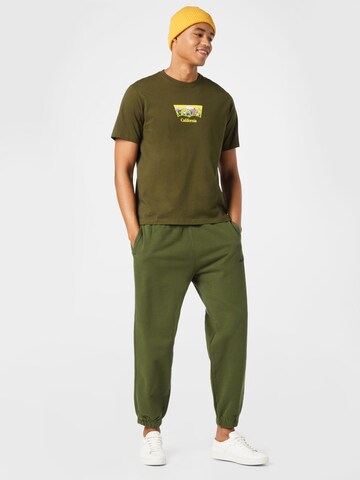 LEVI'S ® Normální Kalhoty 'Levi's® Red Tab™ Sweatpants' – zelená