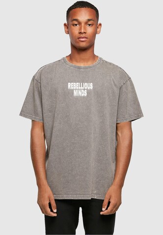 T-Shirt 'Rebellious Minds' Merchcode en gris : devant