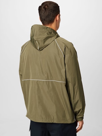 Veste mi-saison Nike Sportswear en vert