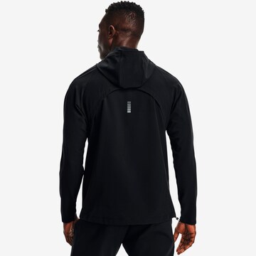 UNDER ARMOUR Sportjacke 'OutRun' in Schwarz