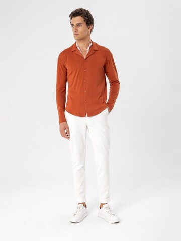 Coupe slim Chemise Antioch en orange