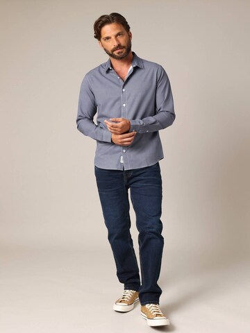 Coupe regular Chemise 'BUNJI' Deeluxe en gris