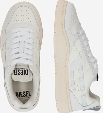 DIESEL Sneaker low 'UKIYO V2' i hvid
