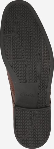 CLARKS Buty sznurowane 'Howard Wing' w kolorze brązowy