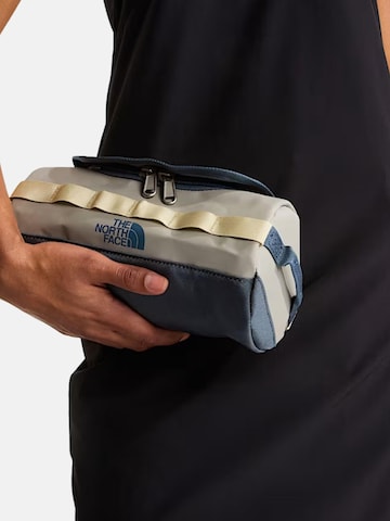 THE NORTH FACE Kosmetyczka 'THE NORTH FACE BC TRAVL CNSTER-S R BEAUTY' w kolorze szary