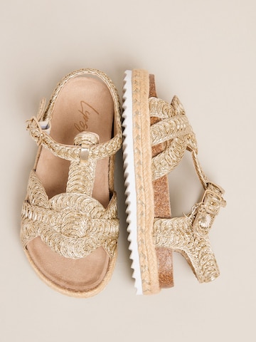 Lipsy Szandálok - arany