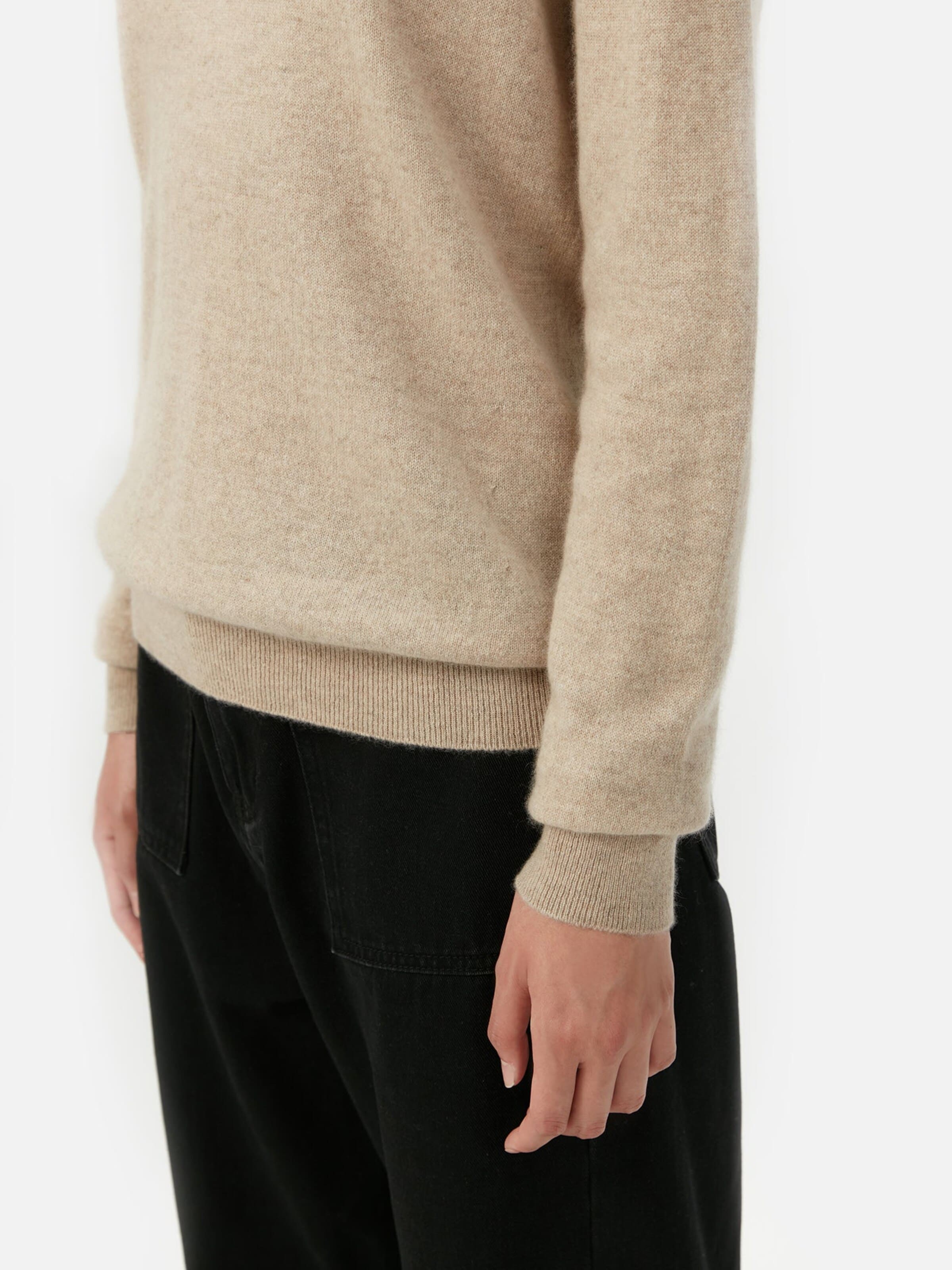 GOBI Cashmere - Jersey 'Women's Essential Cashmere Crewneck Sweater' en beige