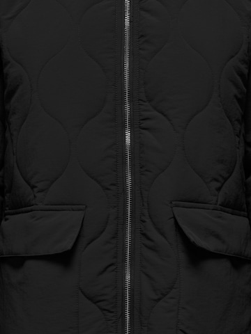 JDY Tussenjas 'JDYRAYA' in Zwart