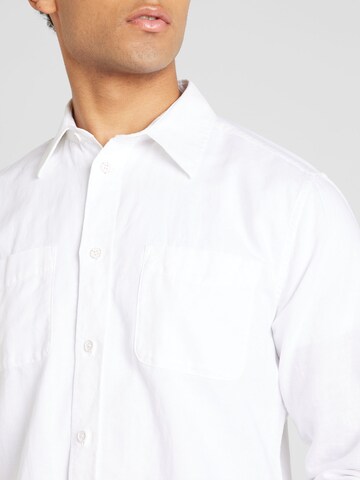 ESPRIT Regular fit Button Up Shirt in White