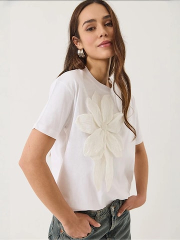 Maglietta di Bianco Lucci in bianco