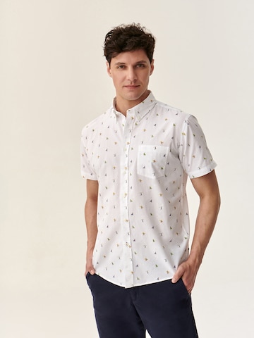 TATUUM Regular fit Риза в бяло: отпред