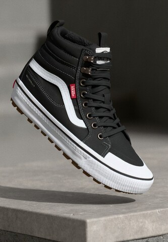 VANS Korkeavartiset tennarit 'Sk8-Hi' värissä musta