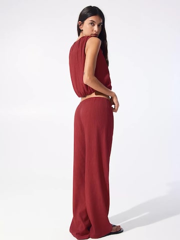 Pull&Bear Loosefit Broek in Rood