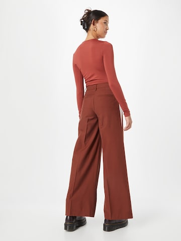 WEEKDAY Wide Leg Hose 'Callie' in Braun