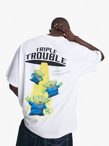 Bershka Póló 'TOY STORY' - fehér: elől