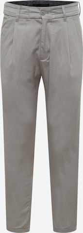 DRYKORN Normální Kalhoty se sklady v pase 'CHASY' – šedá: přední strana