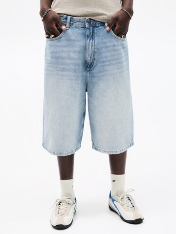 Pull&Bear Baggy Jeans in Blue: front