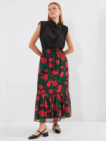 Bigdart Skirt in Black