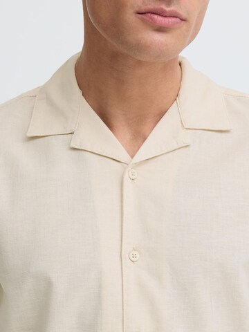 INDICODE JEANS - Regular Fit Camisa ' IDMonken ' em bege